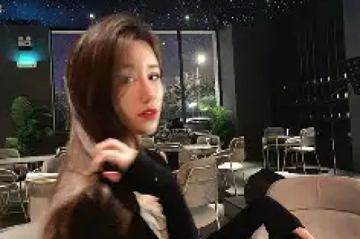 刘晓庆五一现身河南不要一分钱出场费只为宣传名胜古迹 刘晓庆五一现身河南不要一分钱出场费只为宣传名胜古迹